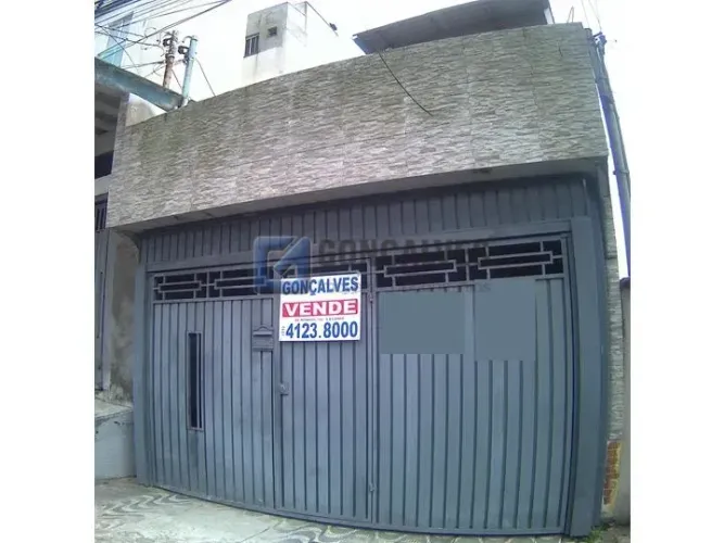 Casa residencial com quintal, 2 quartos e espaço gourmet em Jardim Irene, Santo André