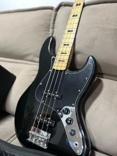 Baixo Tagima Jazz Bass + Amp Meteoro + Pedaleira M-Vave