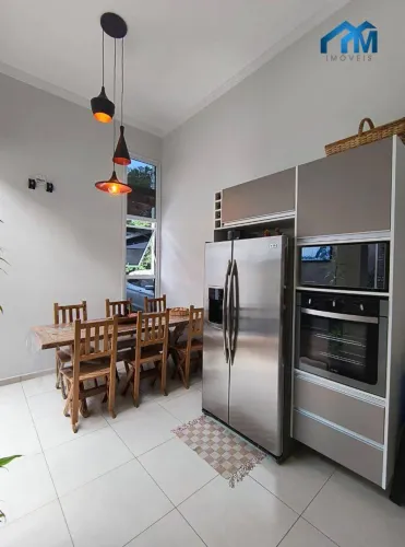 Casa à Venda no Condomínio Jardim Guarujá  Salto/SP