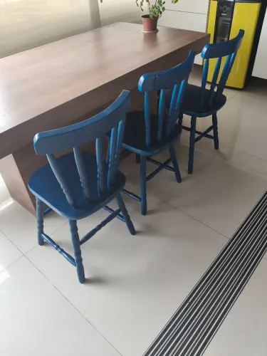 Cadeiras de varanda azuis