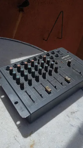 MESA DE SOM ORIGINAL Wattsom MXM 6 III