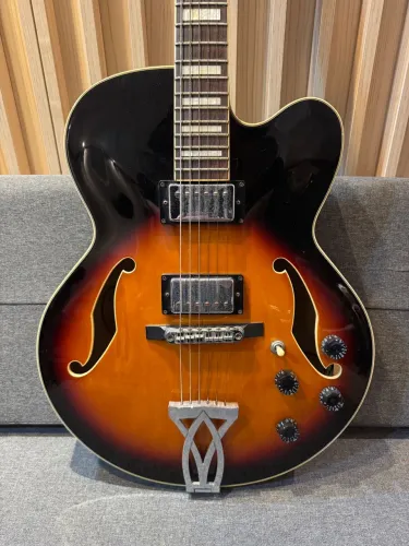 Guitarra Semi Acustica Ibanez Artcore AF75