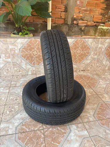Pneu 205/70R15