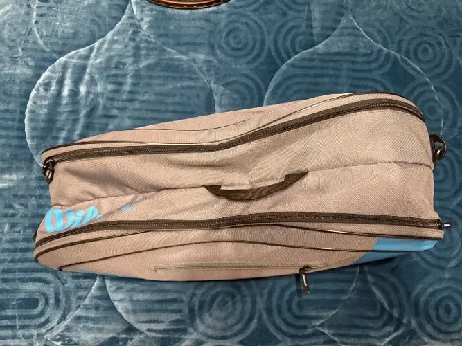 Bolsa raqueteira de tênis Wilson para até 6 raquetes