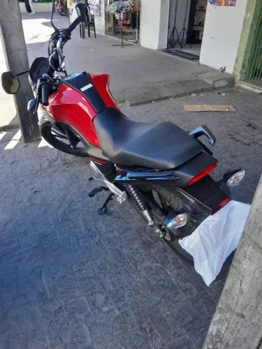 Vendo moto semi nova