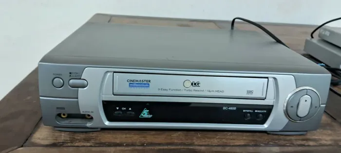 Vídeo Cassete LG Millenium