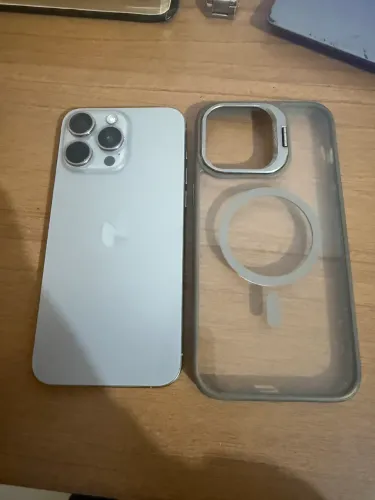 Vendo ou troco iPhone 15 pro Max 256gb