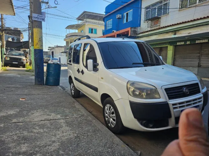Fiat Doblo Essence 1.8 Flex 16V 5P 2014