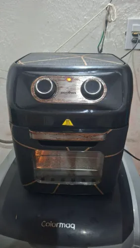 Airfryer britania 12litros.