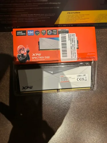 Memória Ram DDR4 8GB 3200mhz XPG D50 RGB