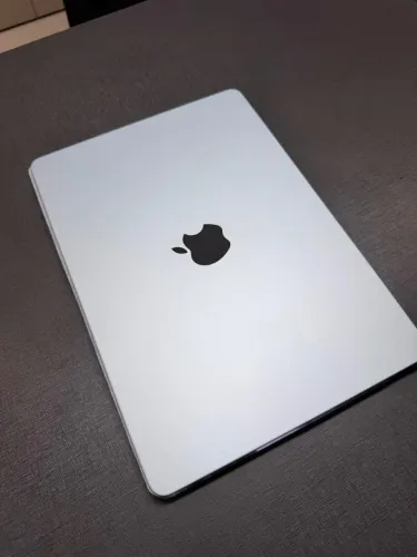 Macbook air m4 13 polegadas 16gb ram ssd 256gb 30 ciclos garantia apple