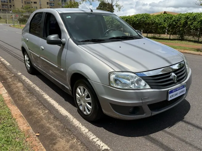 Renault Logan Expres./exp. UP Hi-flex 1.0 16V 4P 2011
