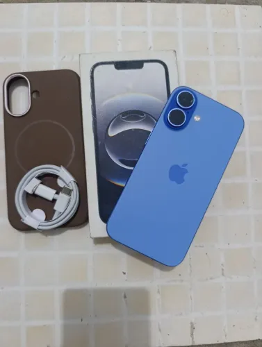 iPhone 16 128 GB na caixa com acessórios tudo perfeito