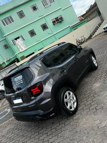 Jeep Renegade Sport T270 1.3 TB 4X2 Flex Aut. 2024