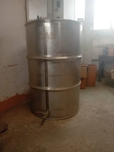 Tambor de inox 200 Litros com torneira