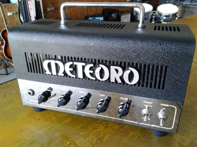 Amplificador Meteoro Valvulado