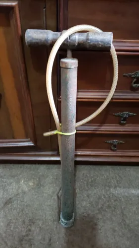 Bomba antiga para bicicletas 