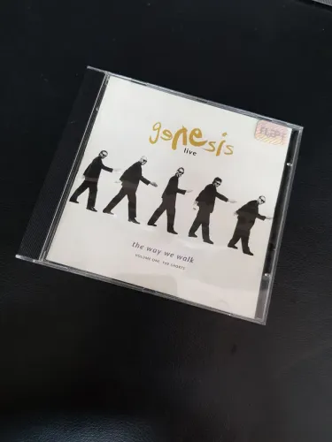 CD Genesis - The Way We Walk, Live - Volume One: The Shorts *usado zerado