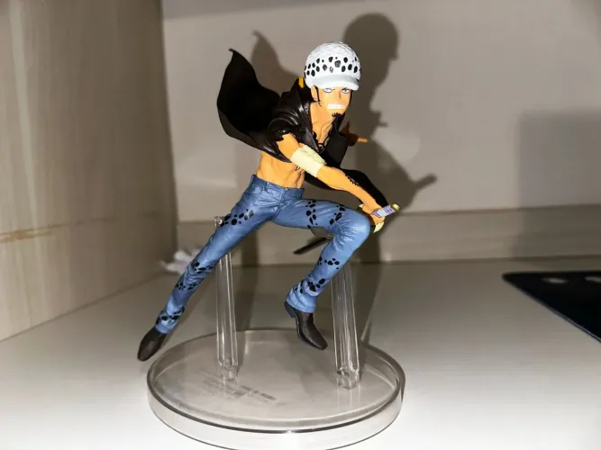 Bandai Ichiban Kuji- One piece- Law dressrosa