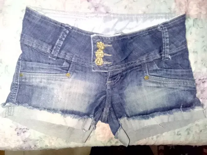 2 SHORTS/1 SAIA N°38. FEM. (MARISA/ROCK BRASIL/JZNTOP). UASADAS.