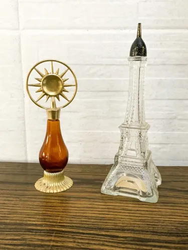 2 vidros de perfume VINTAGE - Anos 70 - Itens de colecionador
