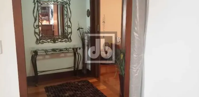 Apartamento - Padrão / Residencial / Copacabana