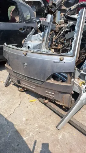 Frente Towner Junior 2011