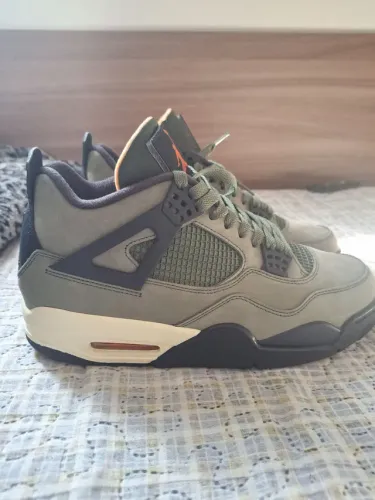 Nike air jordan 4 undefeated rare