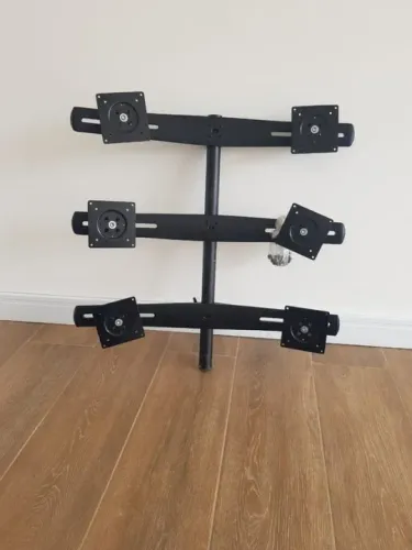 Suporte para 6 monitores furação universal