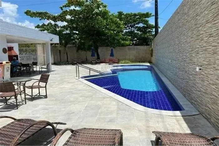 VENDO shopping park special na melhor posição de ventilação, 2 qtos, andar alto reformado.