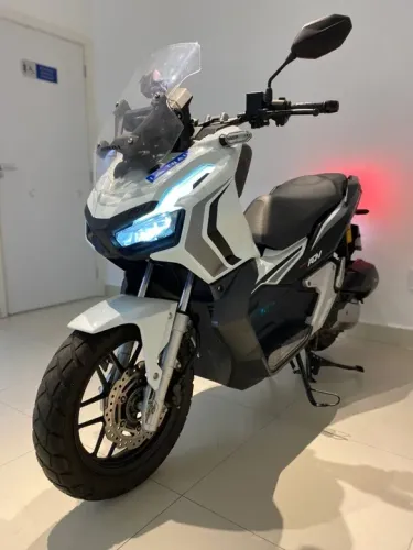 Honda adv 2022 baixo km com garantia chave reserva manual a pronta entrega parcela ate 10x