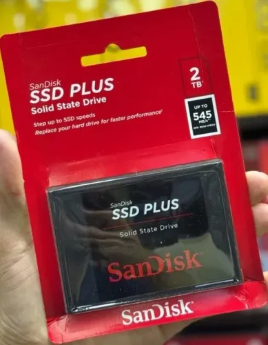 Disco sólido interno SanDisk SSD Plus SDSSDA-2T00-G26 2TB