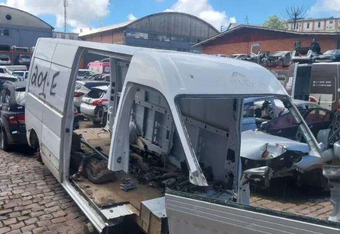Sucata Traseira com Teto Renault Master 2013 2022