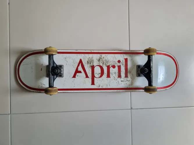 Skate Completo April