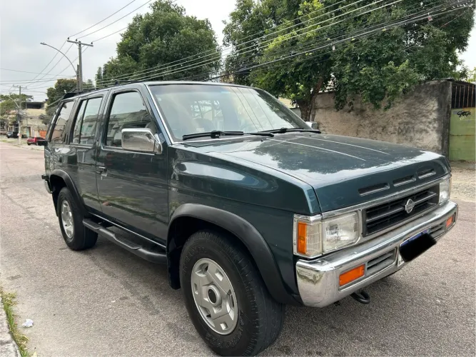 Nissan Pathfinder SE 4X4 3.0 12V Aut./mec. 1994