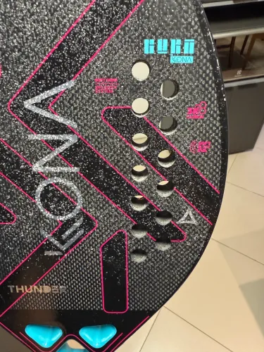 Raquete Kona Thunder