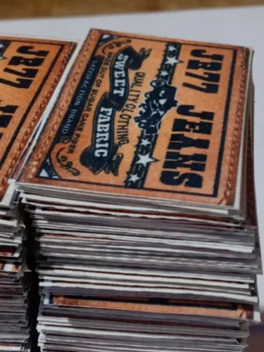 etiquetas em tecido personalizada aparti de R$0,35 centavos