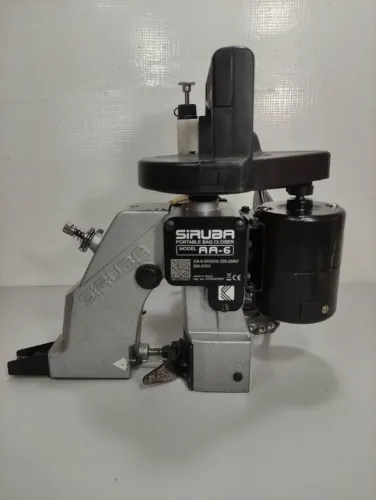 Máquina Siruba Costurar Sacaria Fecha Boca De Saco 220v 6b4  (Usado)