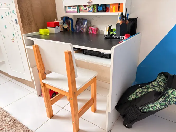 Mesa e cadeira infantil - produto de qualidade