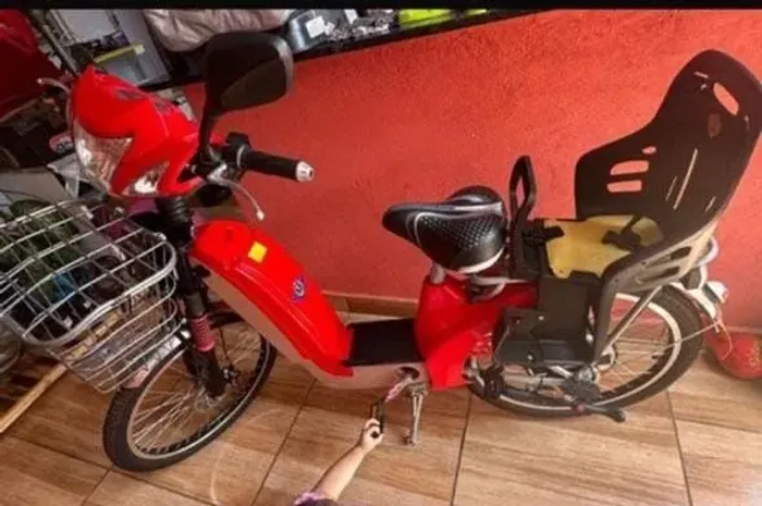 Vende-se bicicleta elétrica