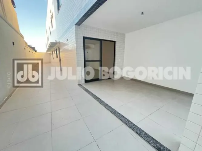 Ilha do Governador - Jardim Guanabara - VENDA - Apartamento - 2 Quartos (Suíte) - Varanda