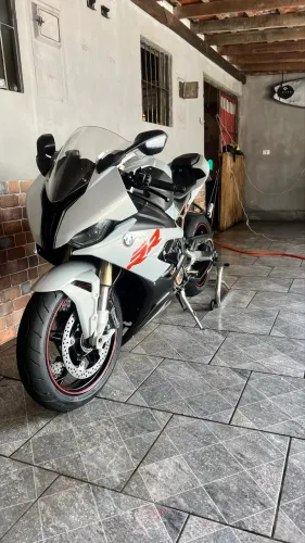 BMW S1000RR