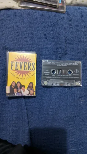Fita K7 Fevers - A gente era feliz e não sabia