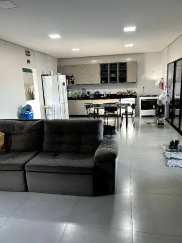 Casa Condomínio 26 de Setembro 4 quartos