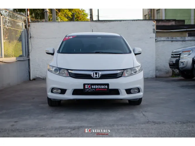Honda Civic Sedan LXR 2.0 Flexone 16V Aut. 4P 2014