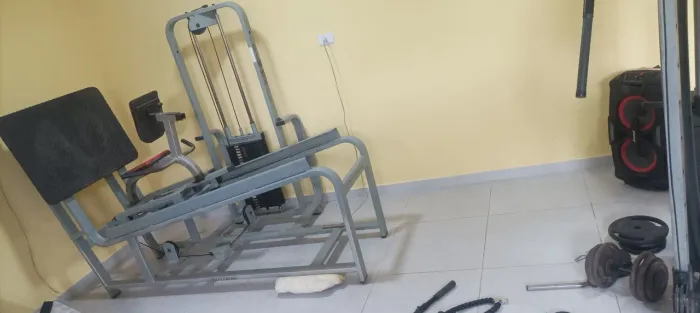 LEG PRESS 180°
