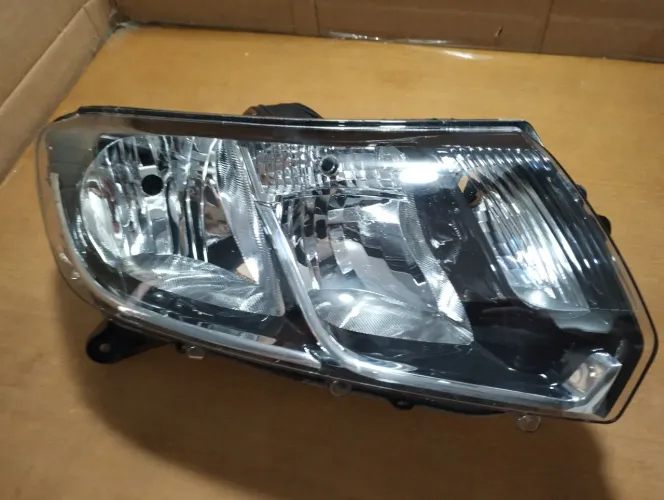 Farol direito Sandero Máscara Negra 2014 2020 original arteb novo detalhe avaria CD 145