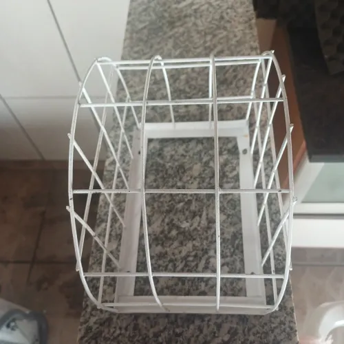 Gaiola para câmera de segurança