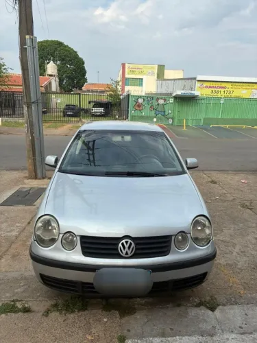 Volkswagen Polo Sedan 1.6 MI Total Flex 8V 4P 2005