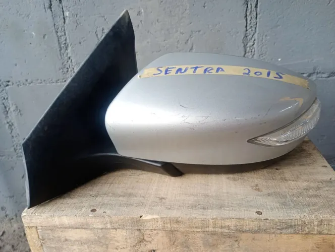 Retrovisor Sentra 2015 ( peclat peças ) 